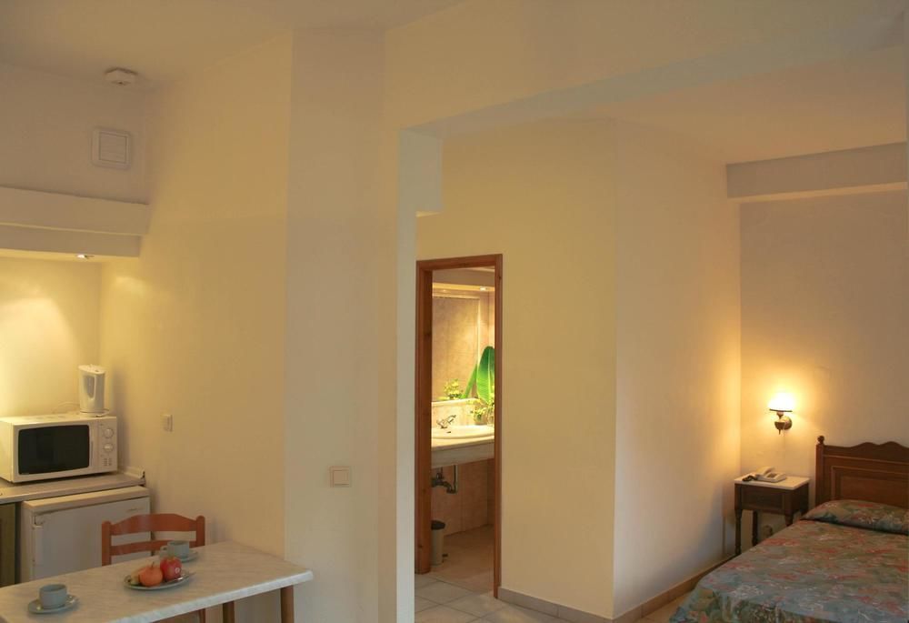 Royal Aparthotel City Centre Rhodes City Exterior foto